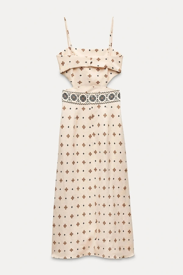 A Vintage Style Dress with Delicate Timeless Details