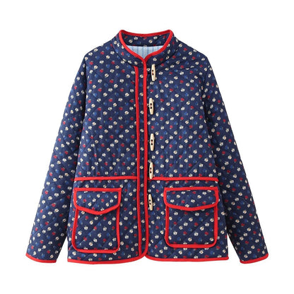 Effortlessly Elegant Jacket with a Timeless Design