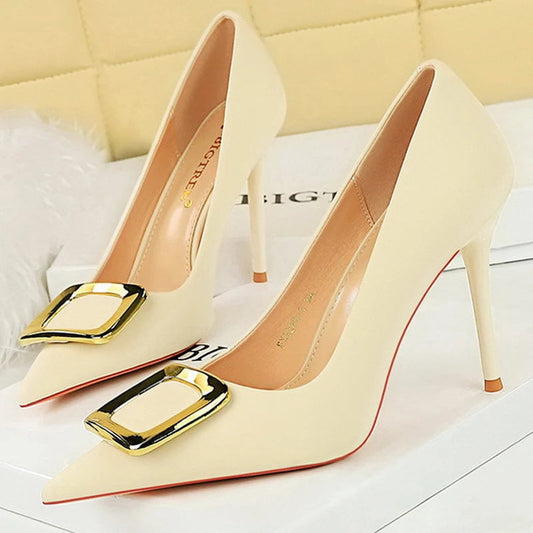 Beautifully Finished Heels in a Timeless Design