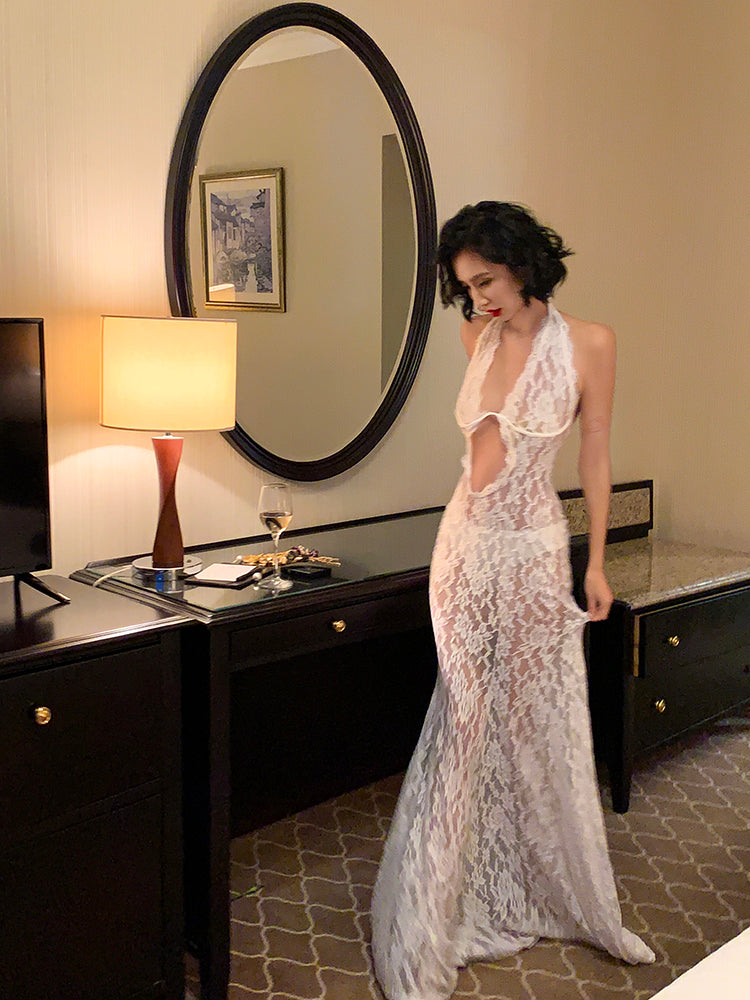 A Vintage Style Dress with Delicate Timeless Details