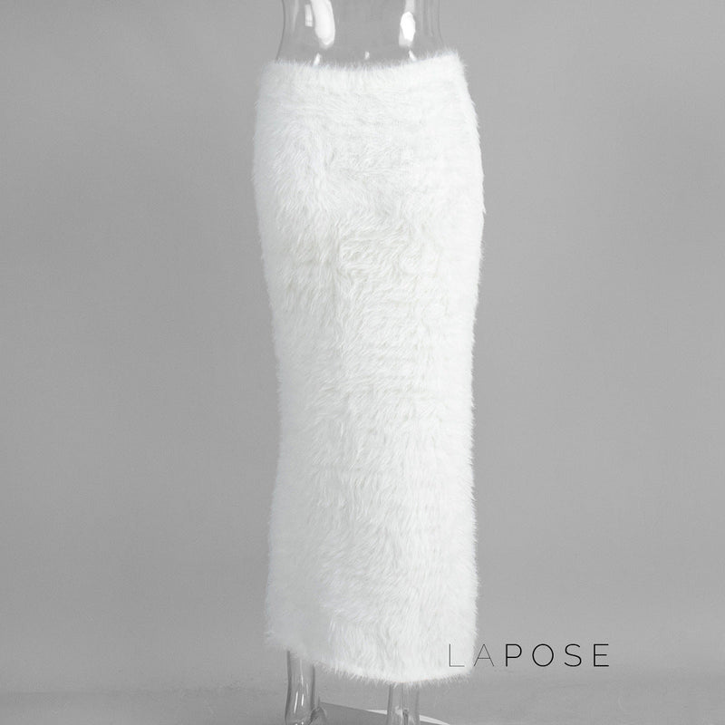 Gracefully Styled Garment for Any Occasion