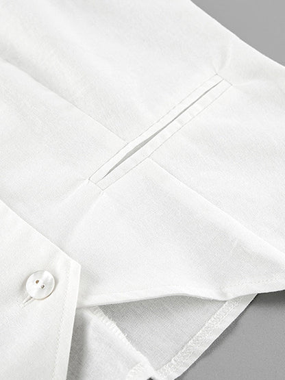 Sophisticated Garment with a Clean Classic Look