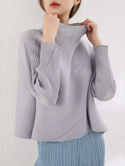 Well Tailored T-Shirt with a Graceful Silhouette