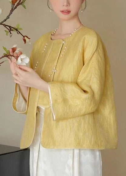 Elegantly Styled Coat for Everyday Wear