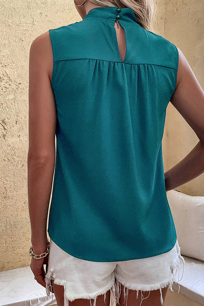 Effortlessly Elegant Top with a Timeless Design