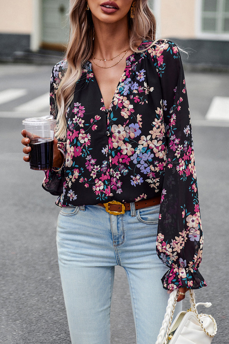 Classic Vintage & Enduringly Stylish Blouse