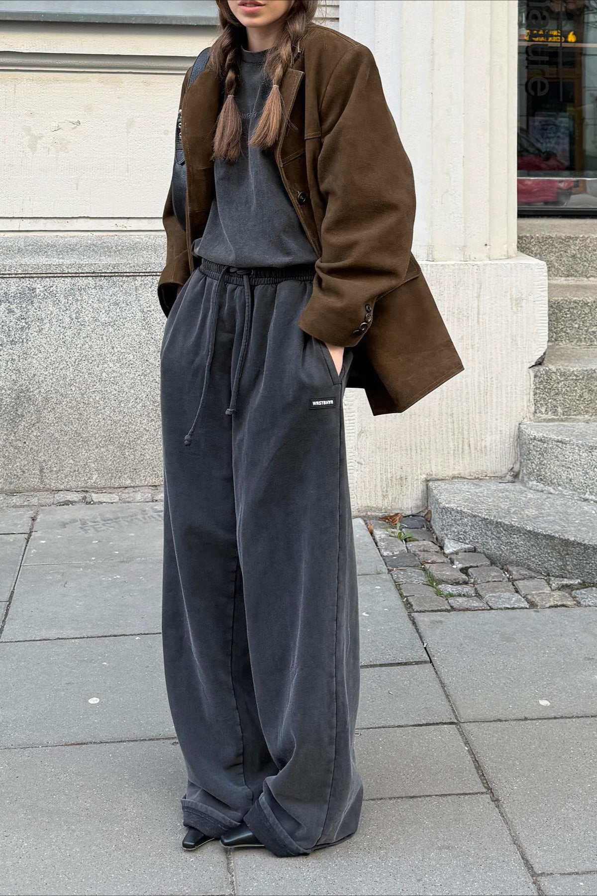 Elegantly Styled Coat for Everyday Wear