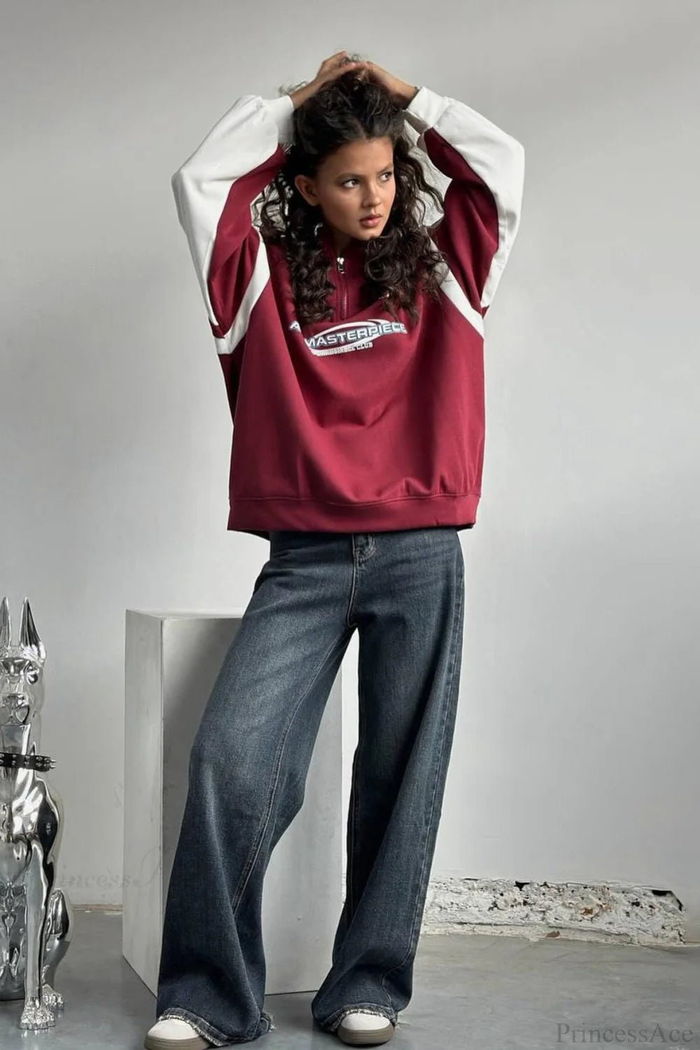 Well Tailored Garment with a Graceful Silhouette
