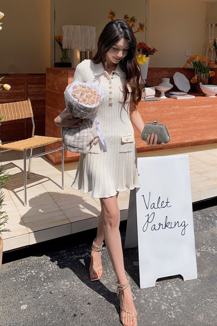 Polished Dress with an Effortless Classic Look