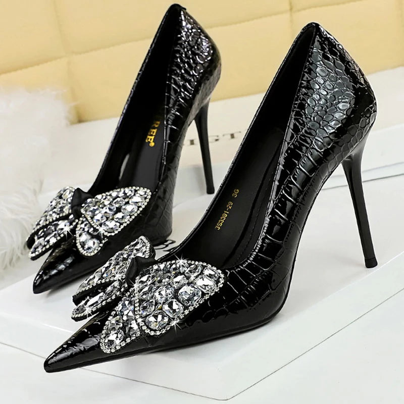 Beautifully Crafted Garment in a Classic Style