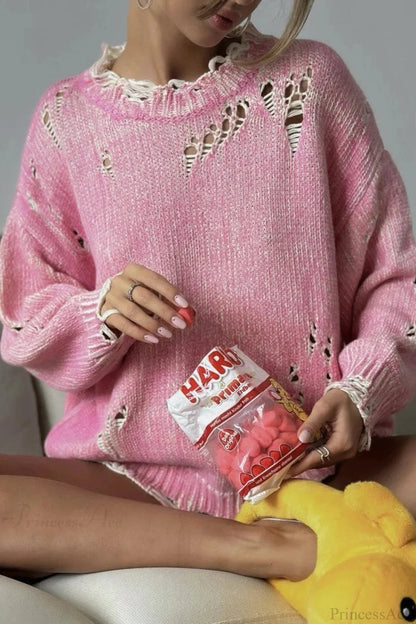 Classic Vintage Sweater with a Flattering Fit