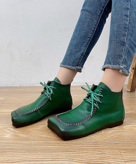 Polished Boots with an Effortless Classic Look