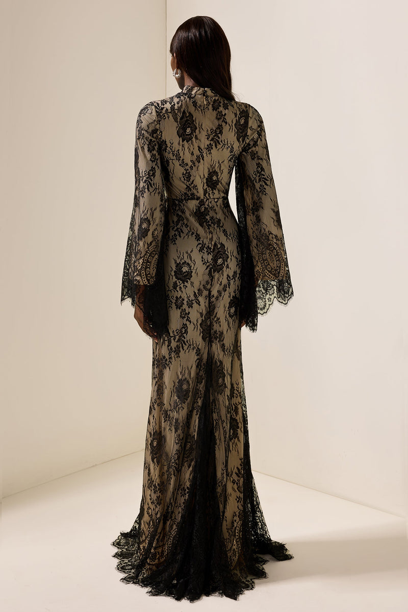 Classic Vintage Dress with a Flattering Fit