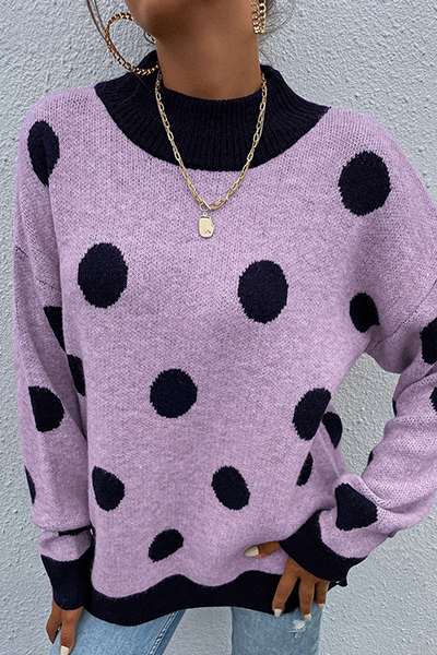 Well Tailored Sweater with a Graceful Silhouette
