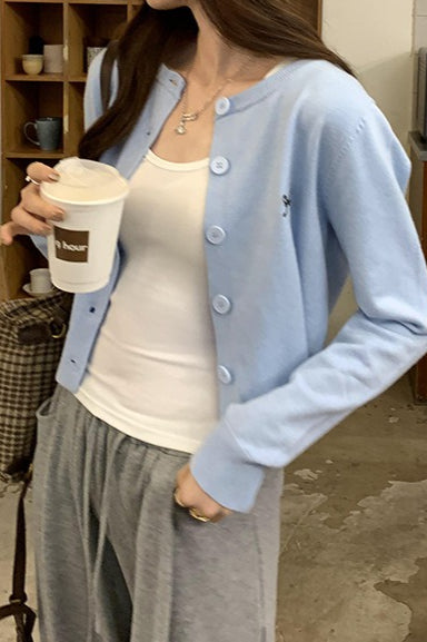 Classic Vintage & Enduringly Stylish Cardigan
