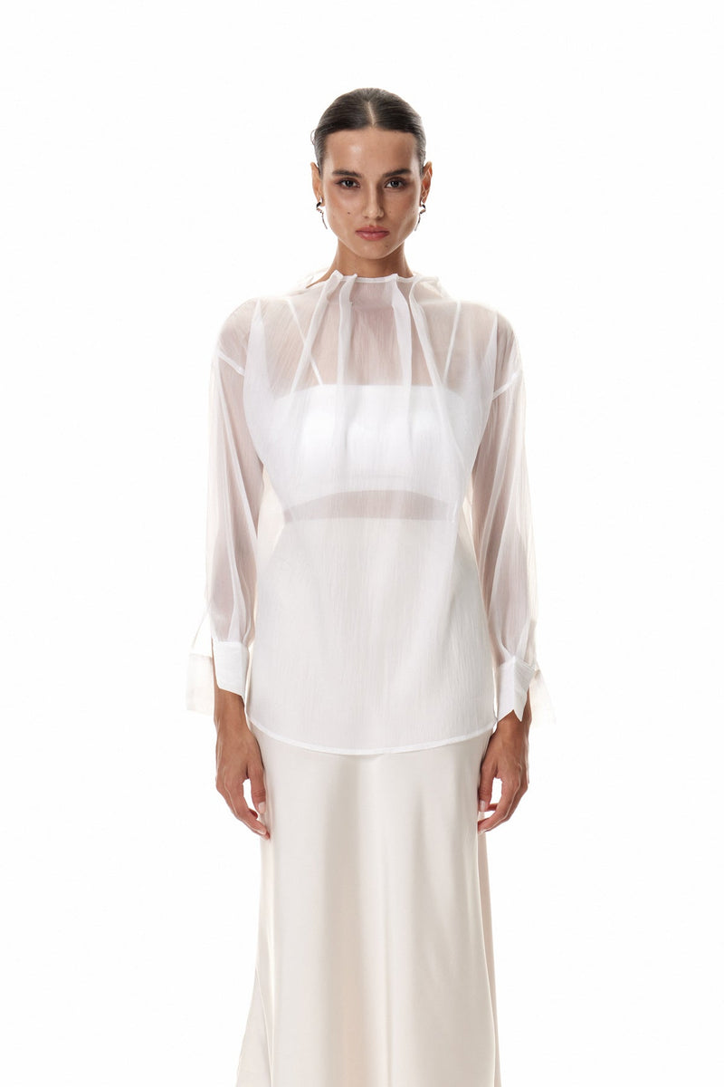 Polished Top with an Effortless Classic Look