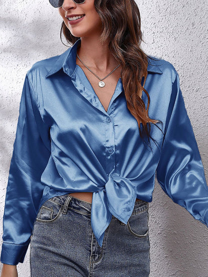 Classic Vintage Blouse with a Flattering Fit