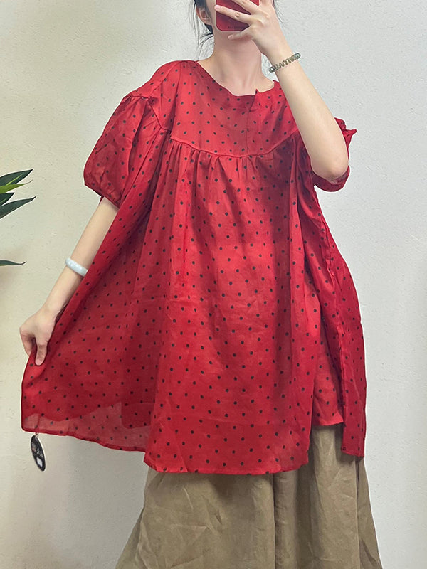 Classic Vintage Blouse with a Flattering Fit