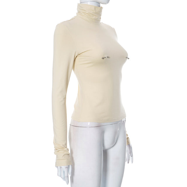 Well Tailored Blouse with a Graceful Silhouette