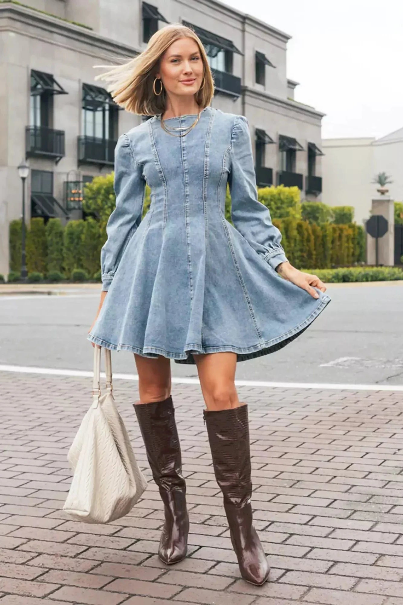 Gracefully Styled Dress for Any Occasion