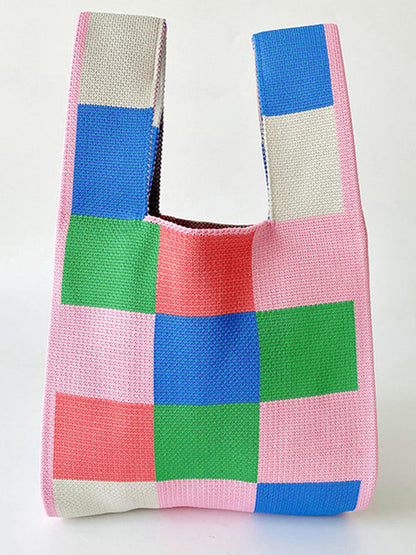 Well Tailored Bag with a Graceful Silhouette