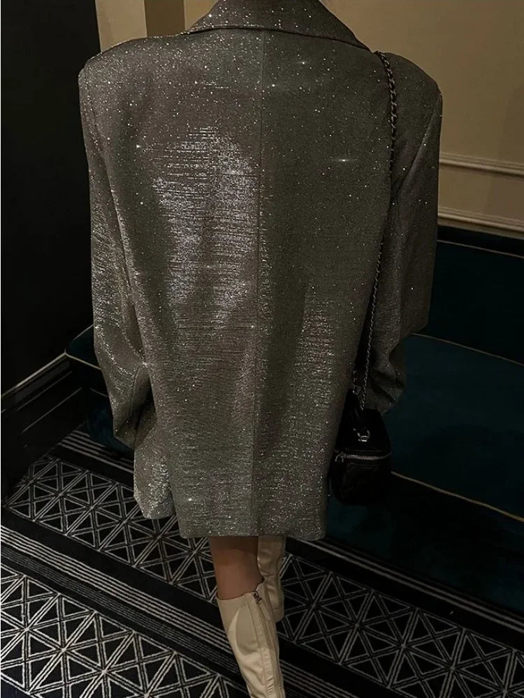 Beautifully Finished Coat in a Timeless Design