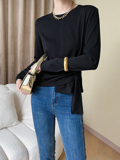 Effortlessly Elegant T-Shirt with a Timeless Design