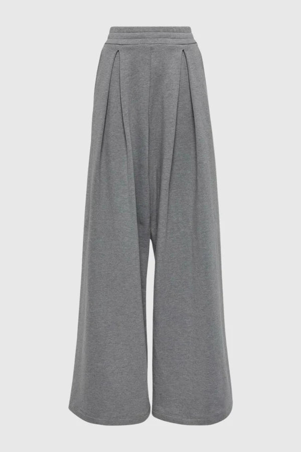Sophisticated Pants with a Clean Classic Look