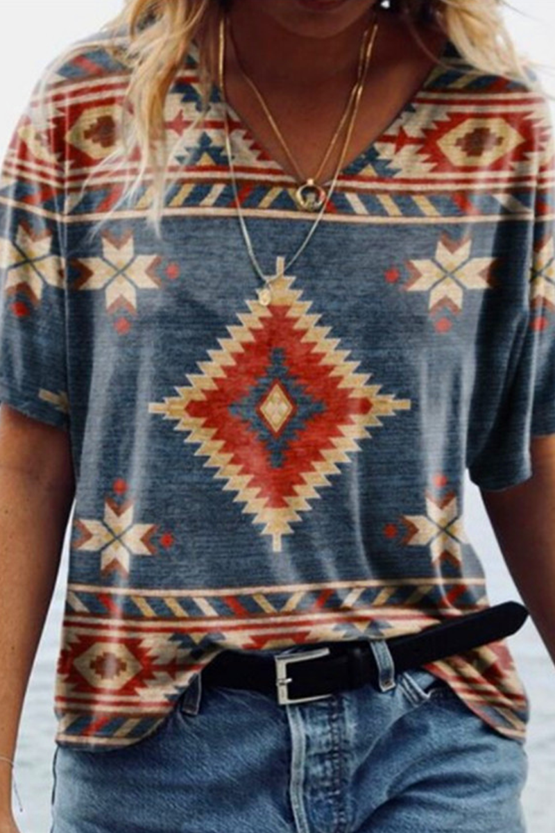 Gracefully Styled T-Shirt for Any Occasion