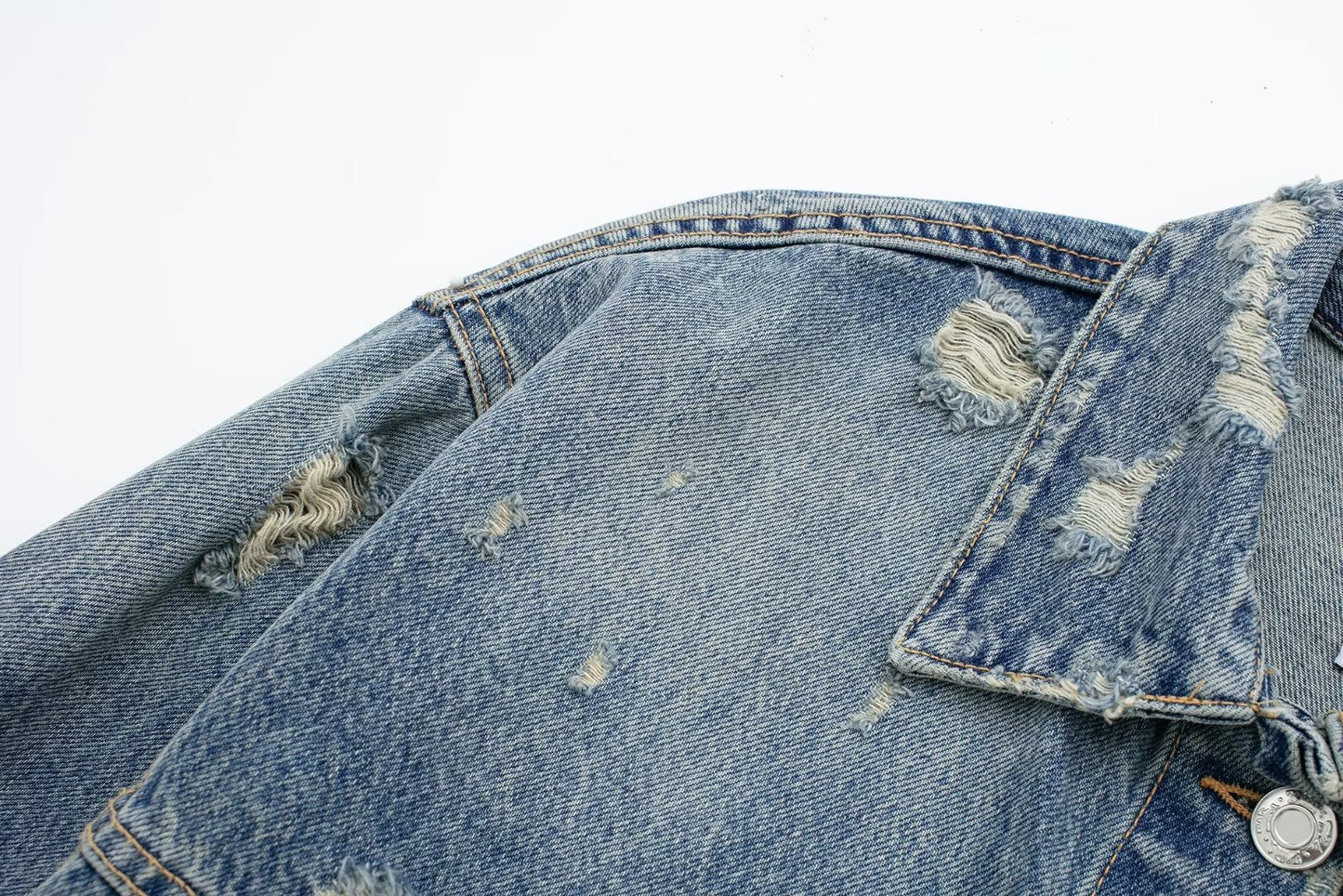Beautifully Finished Jacket in a Timeless Design