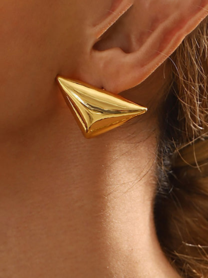 Beautifully Finished Garment in a Timeless Design