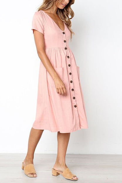 Effortlessly Elegant Dress with a Timeless Design