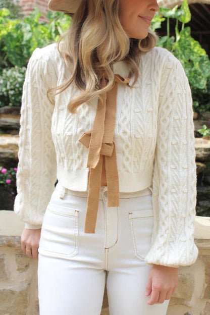 Effortlessly Elegant Sweater with a Timeless Design