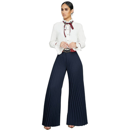 Classic Vintage Pants with a Flattering Fit