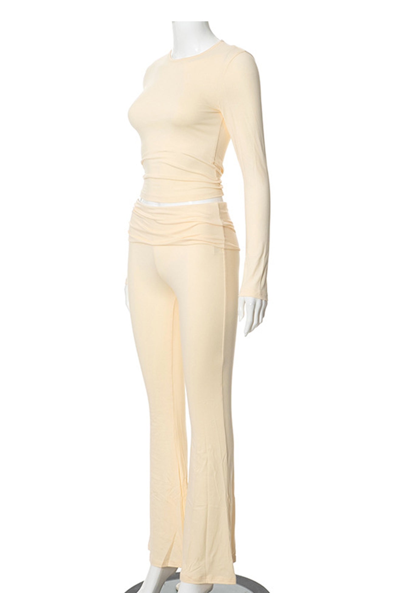 Elegantly Styled Pants for Everyday Wear