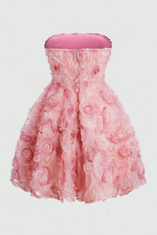 Well Tailored Garment with a Graceful Silhouette