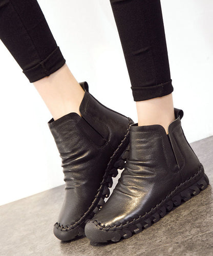 Beautifully Finished Boots in a Timeless Design