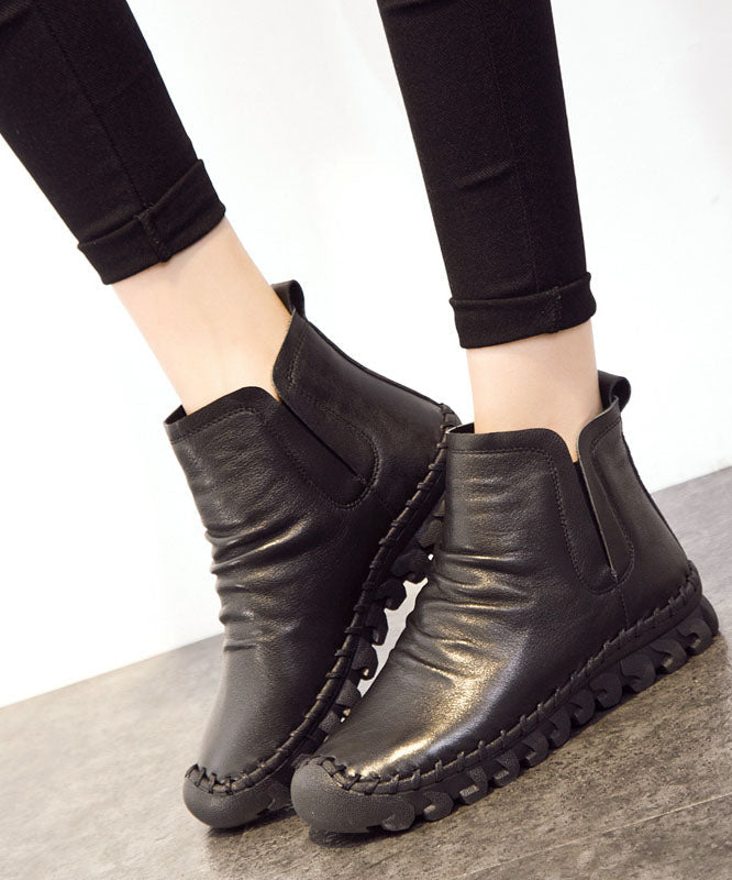 Beautifully Finished Boots in a Timeless Design