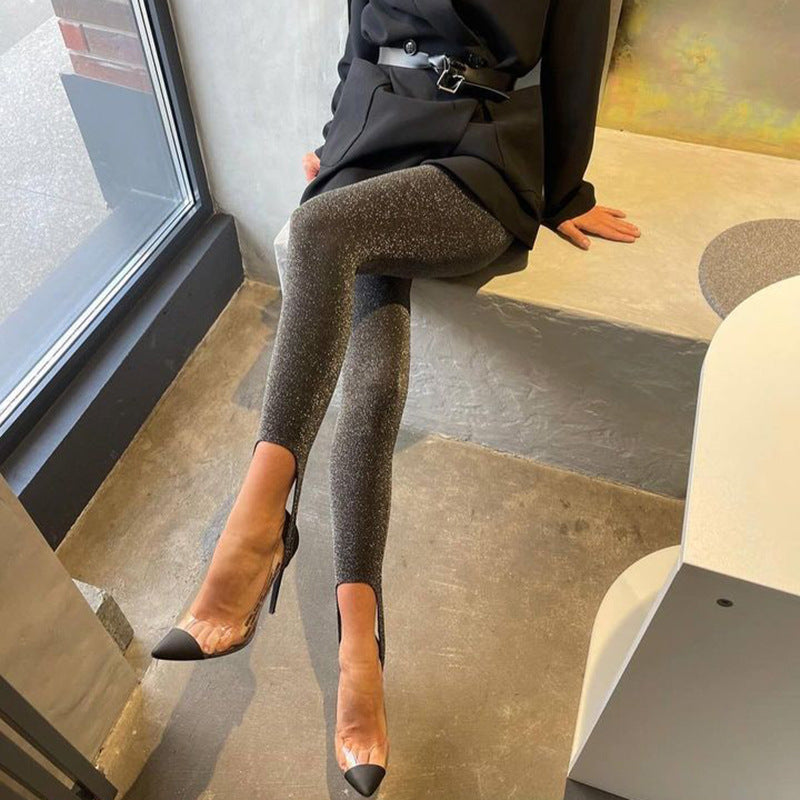 Classic Vintage Pants with a Flattering Fit