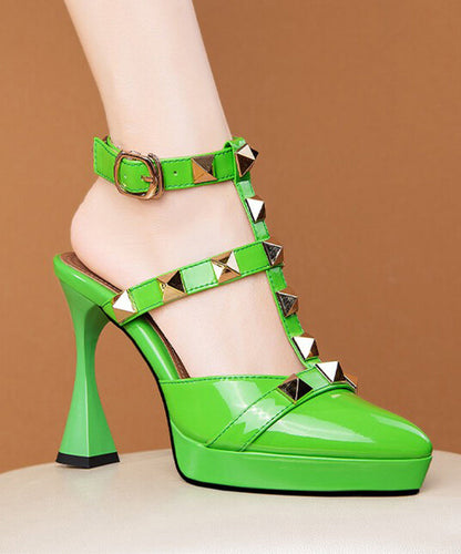 Elegantly Styled Sandals for Everyday Wear