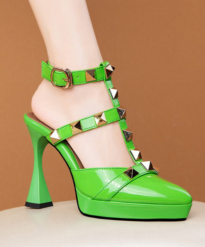 Elegantly Styled Sandals for Everyday Wear