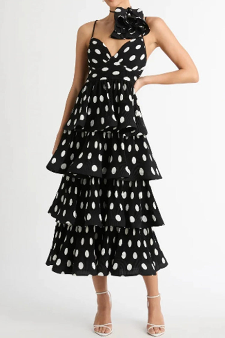 Gracefully Styled Dress for Any Occasion