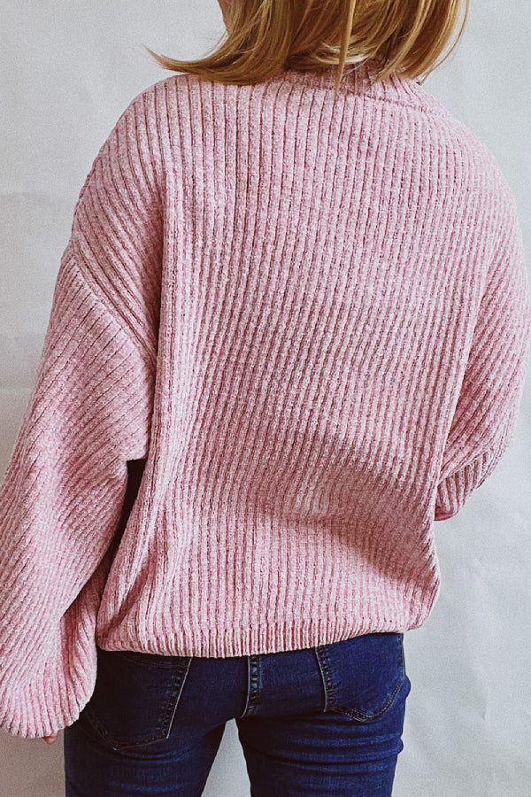 Effortlessly Elegant Sweater with a Timeless Design