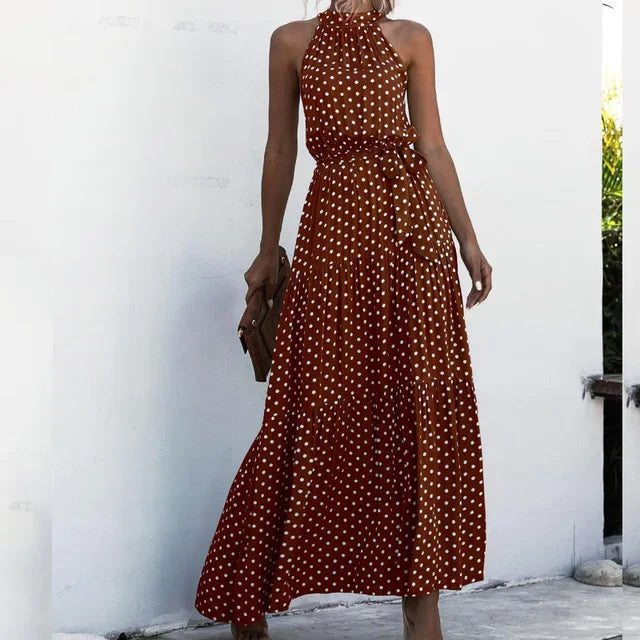 Sophisticated Dress with a Clean Classic Look