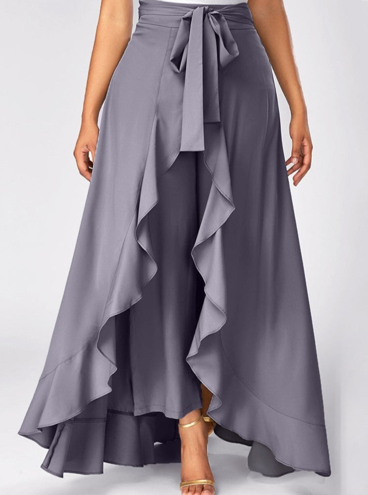 Well Tailored Pants with a Graceful Silhouette