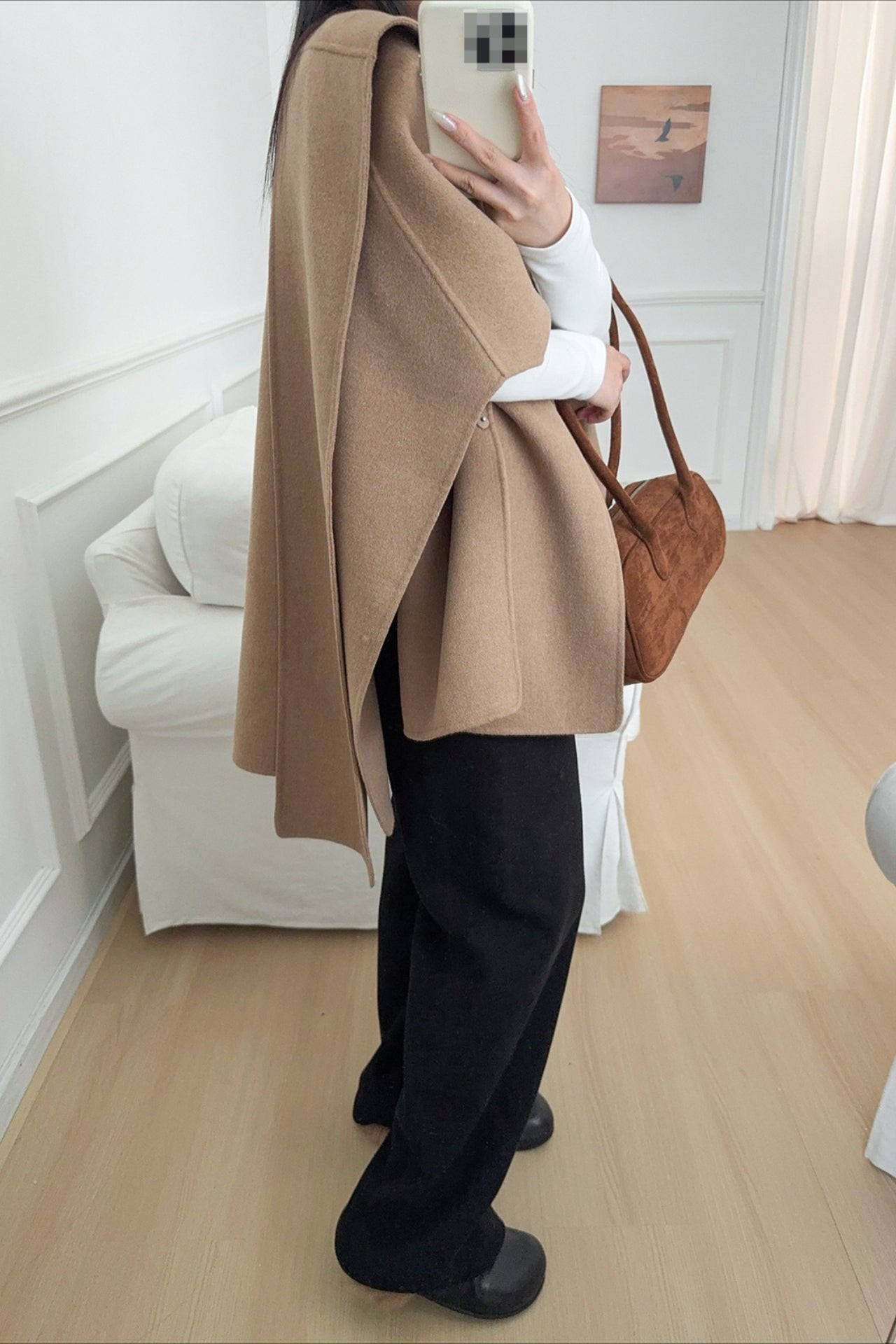 Effortlessly Elegant Coat with a Timeless Design