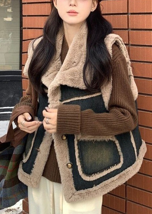 Polished Coat with an Effortless Classic Look