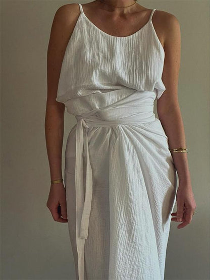 Well Tailored Garment with a Graceful Silhouette