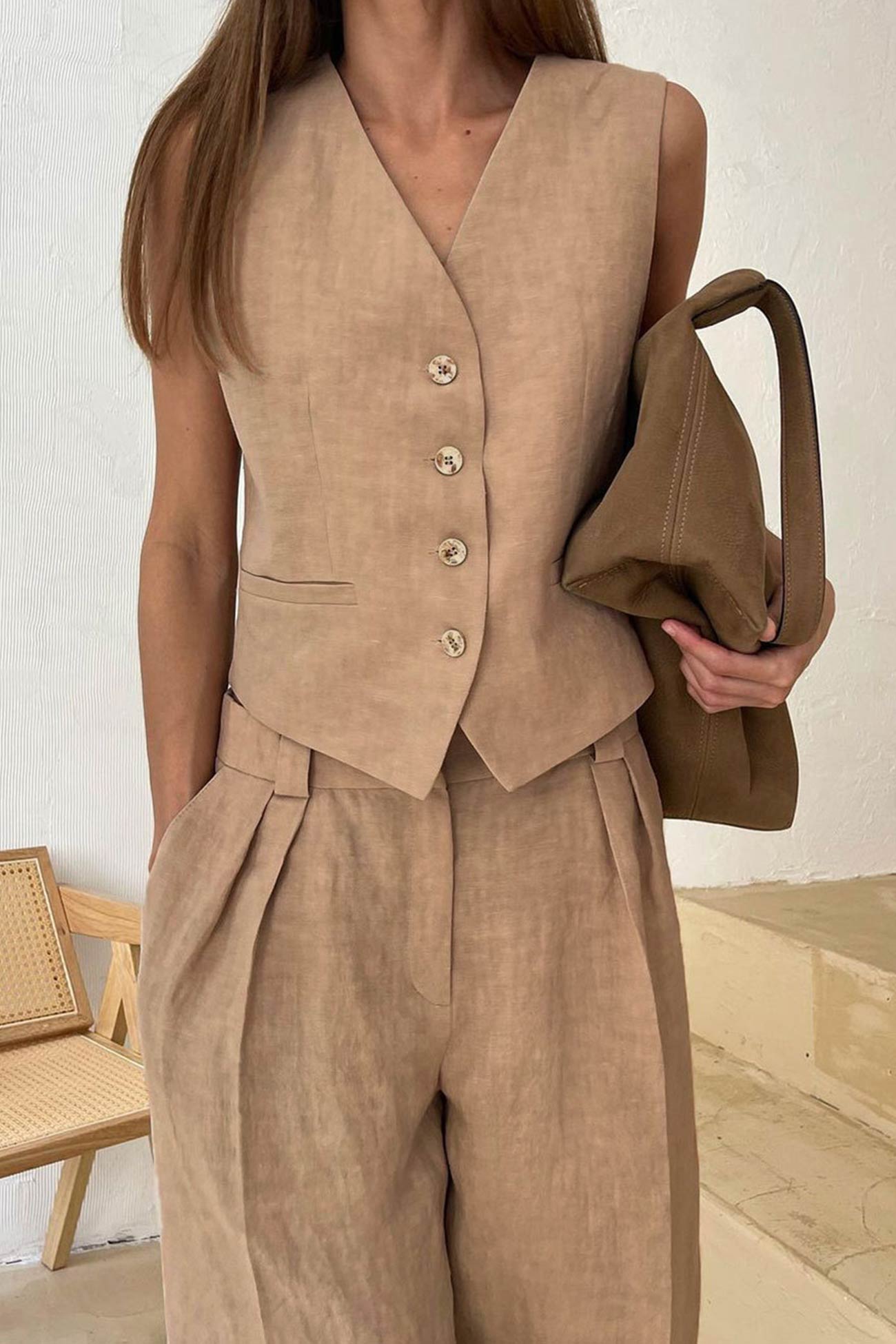 Elegantly Styled Pants for Everyday Wear