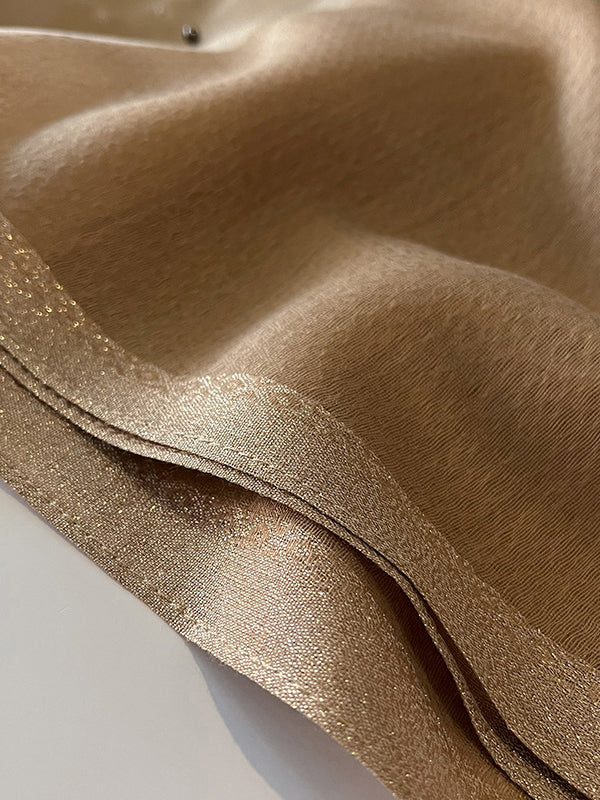 Well Tailored Garment with a Graceful Silhouette